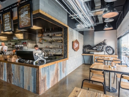 Cessione d'azienda Fonte Nuova Pizzeria/Bistrot mq 110 c.a.